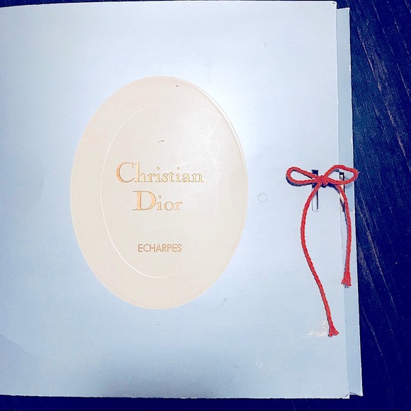 🥳HP🆕Rare: Luxury French Designer Christian_DIOR | MOD Floral Dainty SQUARE HP - Picture 5 of 16